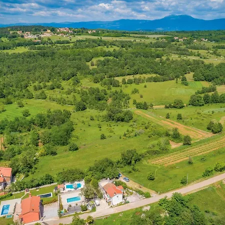 1 Bedroom Gorgeous In Labin (Istria)