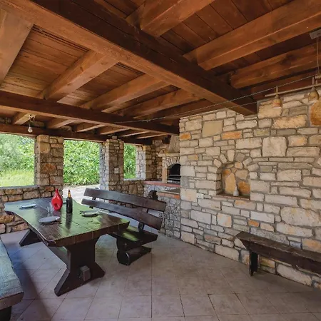 1 Bedroom Gorgeous In * Labin
