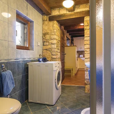 1 Bedroom Gorgeous In Holiday home Labin (Istria)