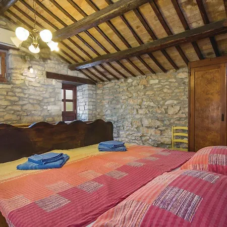 1 Bedroom Gorgeous In Labin