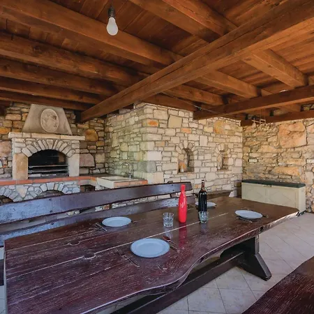 1 Bedroom Gorgeous In Labin Holiday home *